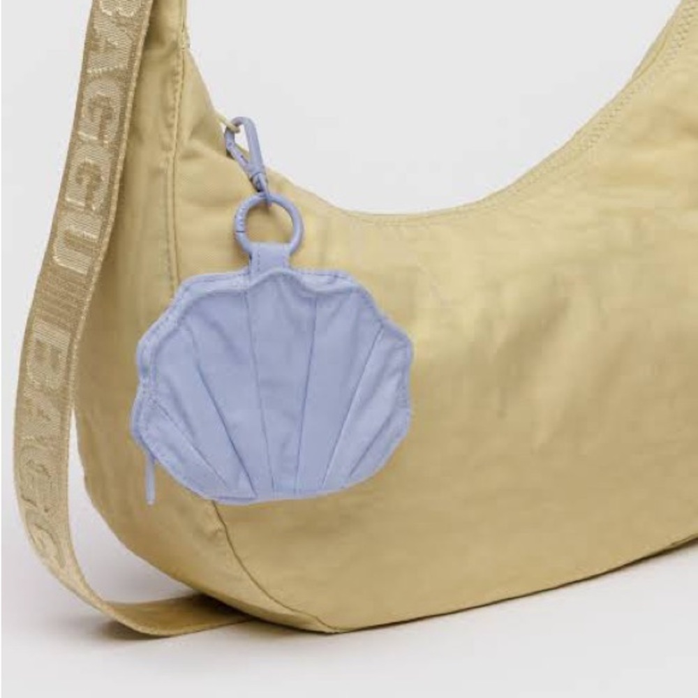 BAGGU Shell Charm Lavender Grey